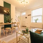 Peaceful Returns - 2 Bed House Near Roundhay Park Διαμέρισμα Λιντς