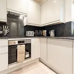Peaceful Returns - 2 Bed House Near Roundhay Park Διαμέρισμα *