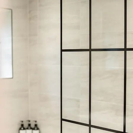 Apartman Peaceful Returns - 2 Bed House Near Roundhay Park Leeds