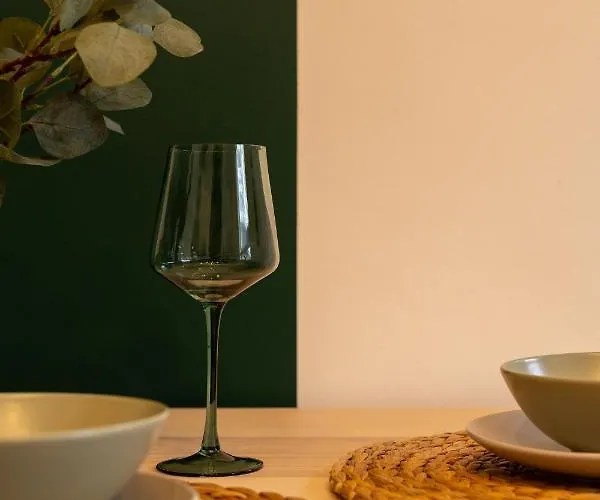 Peaceful Returns - 2 Bed House Near Roundhay Park 公寓 *