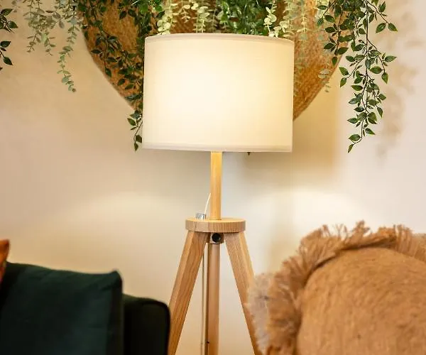 Peaceful Returns - 2 Bed House Near Roundhay Park 公寓 *