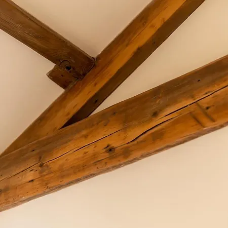 アパート Peaceful Returns - 2 Bed House Near Roundhay Park リーズ