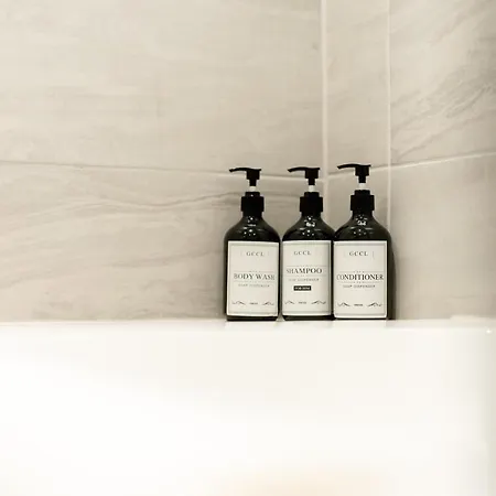 Peaceful Returns - 2 Bed House Near Roundhay Park アパート